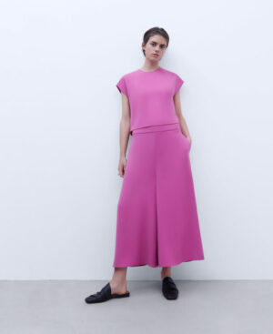 Total look Monocolor crop rosa