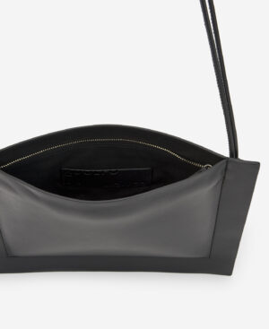 Maxibandolera en napa acolchada