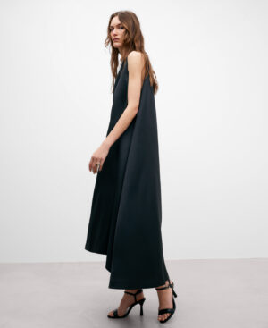 Vestido línea evase negro