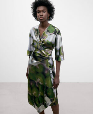 Vestido cruzado estampado