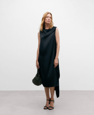 Vestido midi asimétrico