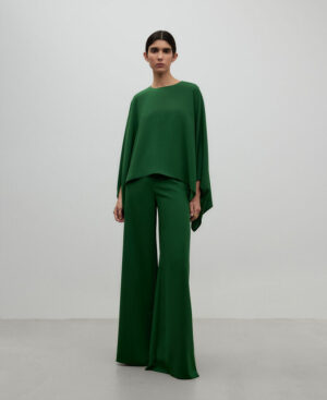 Total look monocolor verde